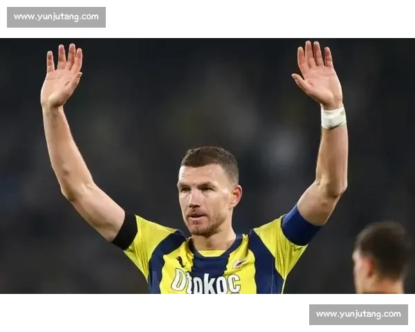 哲科抵意完成体检！自由身加盟佛罗伦萨签约在即