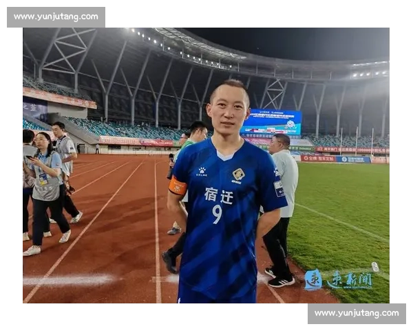 苏超保安招募风波:官方叫停临时招聘,球迷应聘需警惕信息陷阱 苏超保安招募风波:官方叫停临时招聘,球迷应聘需警惕信息陷阱