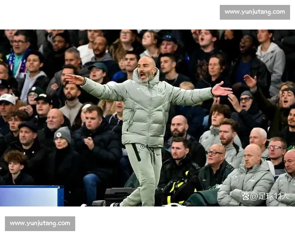 德拉普训练表现惊艳,马雷斯卡盛赞其战术适配加速蓝军融入 德拉普训练表现惊艳,马雷斯卡盛赞其战术适配加速蓝军融入