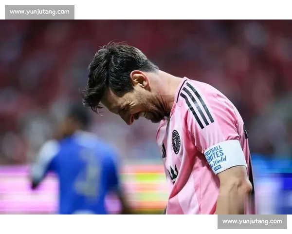 波尔图后卫莫拉：防守梅西是生涯殊荣，他用任意球诠释传奇