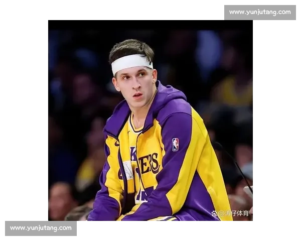 里弗斯官宣拒绝湖人 4 年 8900 万，詹姆斯祝福引争议，湖人陷入被动困局