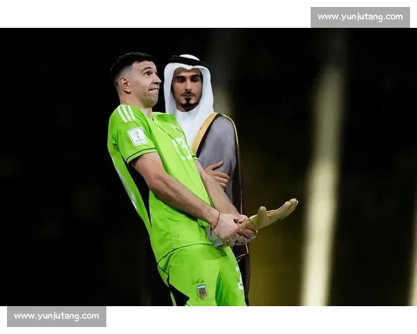 阿隆索力挺霍安 - 马丁内斯回归一线队 重伤复出新星获重用