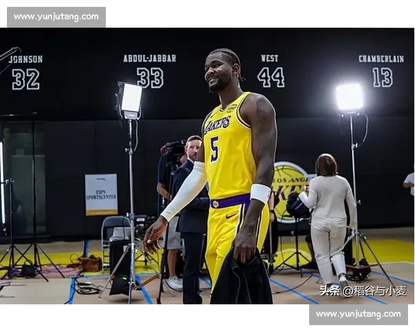 湖人 2 年 1660 万锁定艾顿！火箭截胡三目标，紫金军中锋赌局暗藏生死局