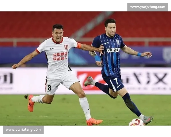 周定洋七连霸领跑！13.2 公里统治跑动榜，武汉三镇双核闪耀